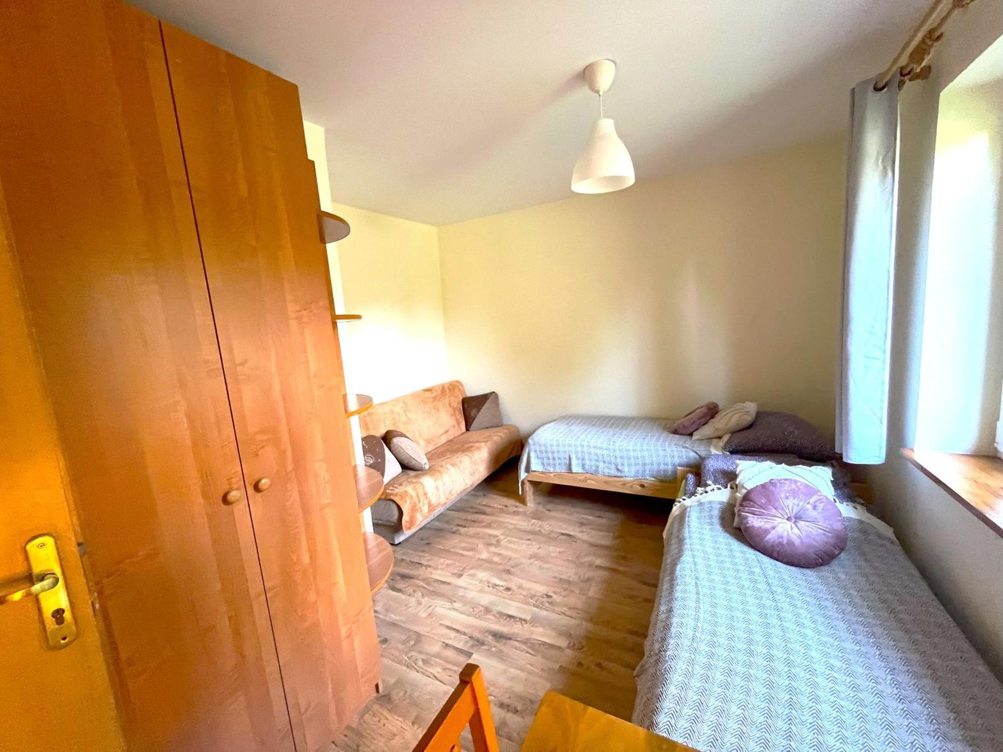 Happy Bison - A 5 Bedroom House With A Garden Біловежа Екстер'єр фото